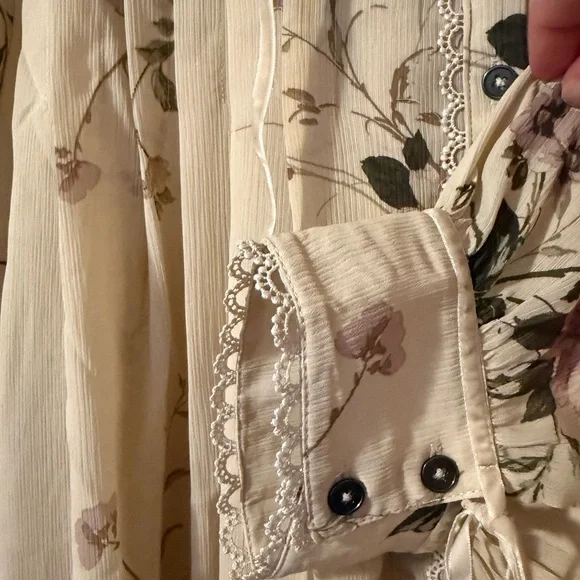 Festi Pleated Ruffle Neck Blouse - Picture 4 of 6